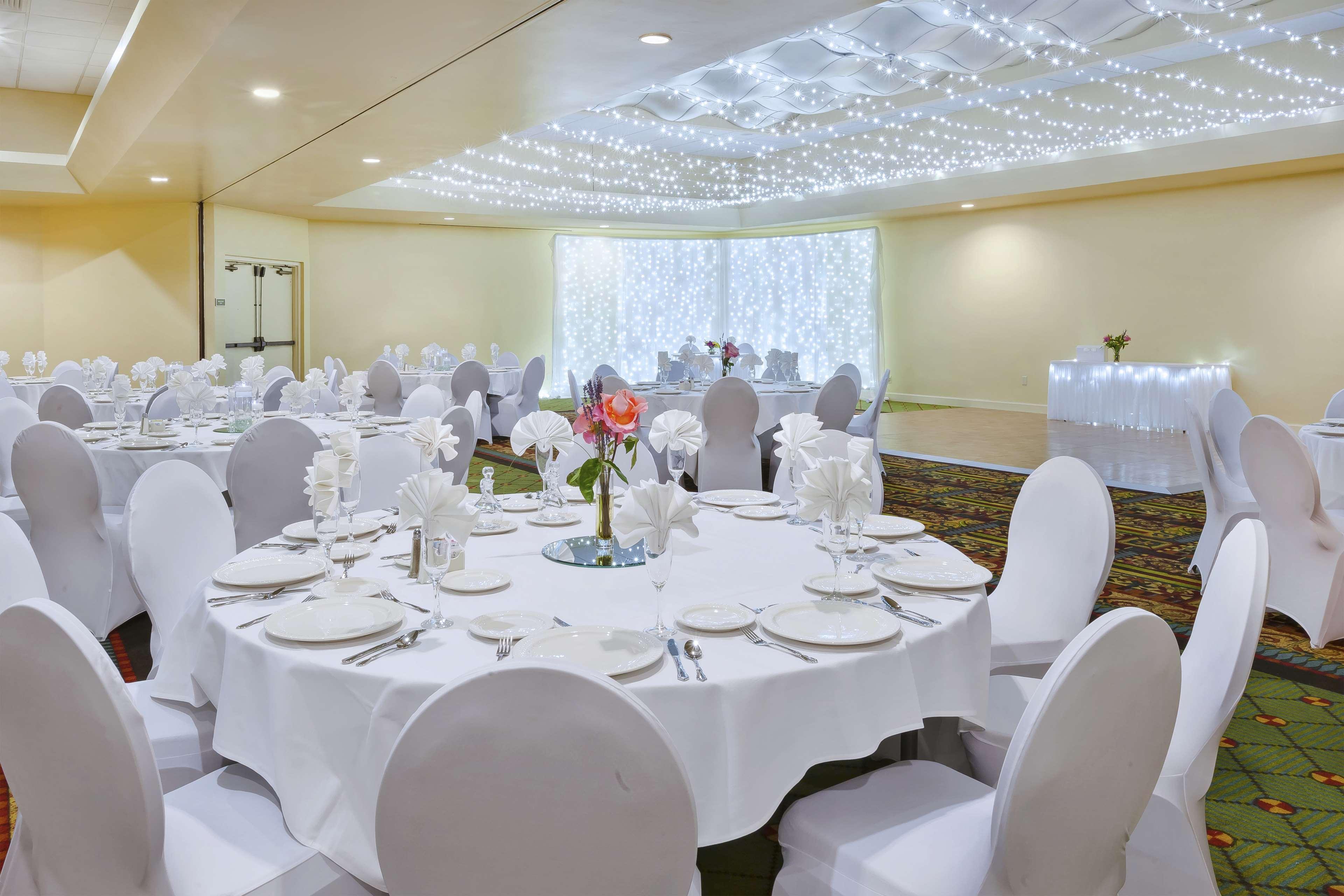 Doubletree By Hilton Holland Hotel Luaran gambar