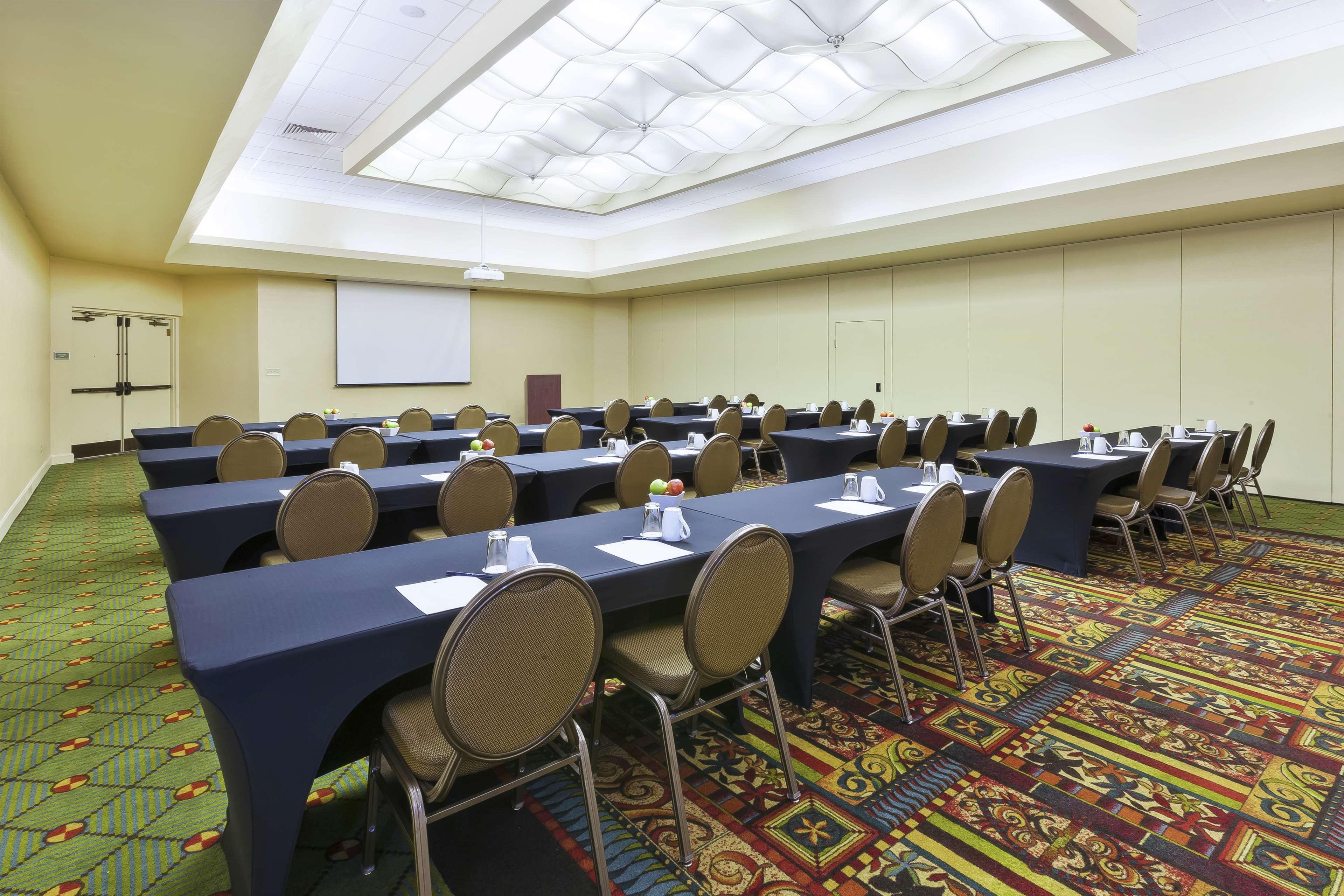 Doubletree By Hilton Holland Hotel Luaran gambar