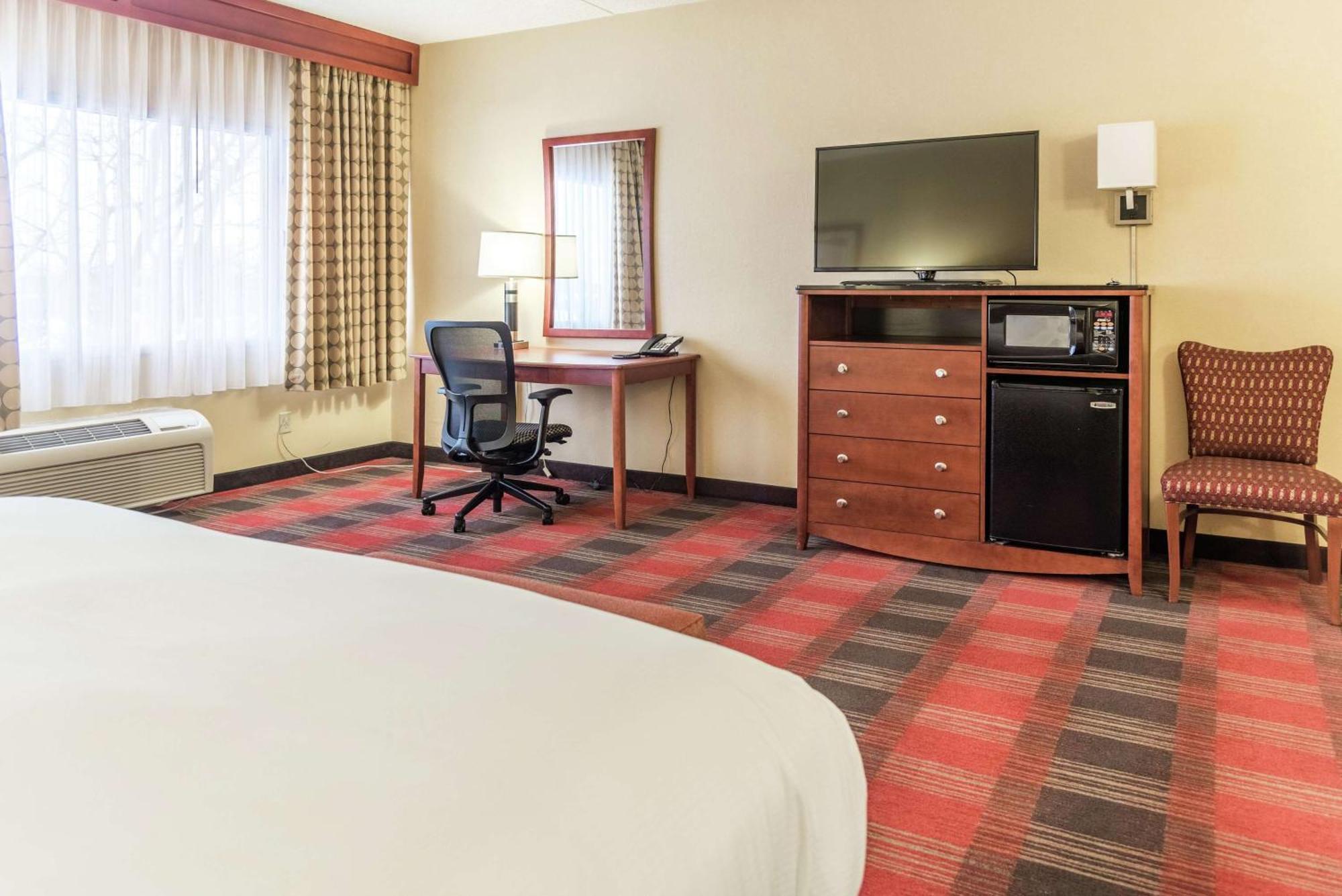 Doubletree By Hilton Holland Hotel Luaran gambar