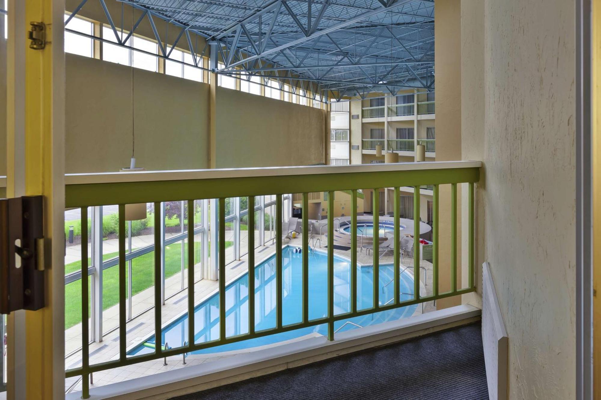 Doubletree By Hilton Holland Hotel Luaran gambar